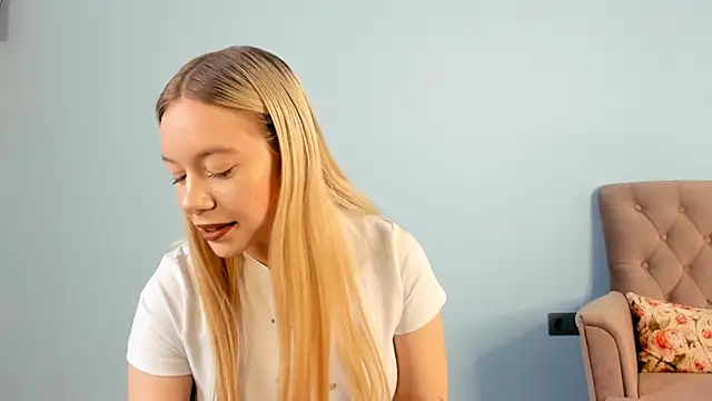 TrenaCavitt online show from April 10, 2026, 6:20 am