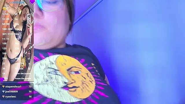 Snapshot of Dreamboo__ chatting on May 24, 2026, 11:15 pm Dreamboo online show from May 24, 2026, 11:15 pm
