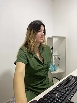 Snapshot of amelia_16 chatting on May 20, 2026, 12:35 pm amelia 16 online show from May 20, 2026, 12:35 pm