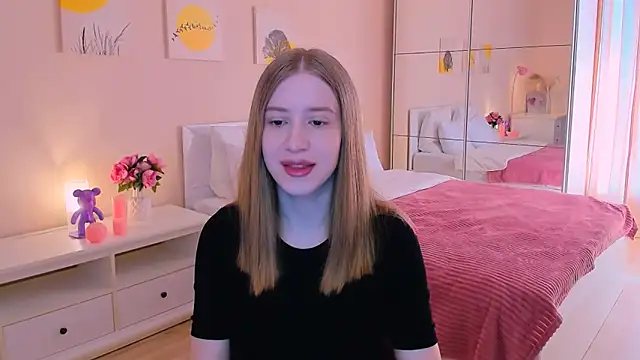 cheeky chick online show from May 20, 2026, 1:19 pm