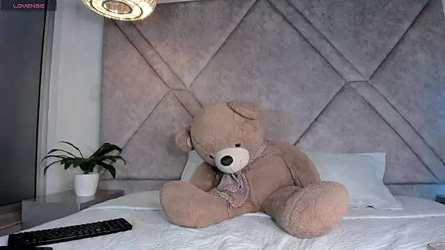 Snapshot of kendall_Milleer chatting on July 6, 2026, 4:08 am kendall Milleer online show from July 6, 2026, 4:08 am