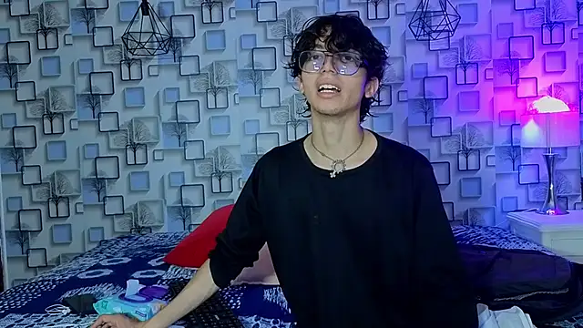 Twink Sebas7 online show from May 19, 2026, 12:12 pm