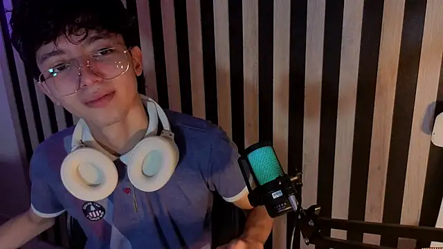 Twink Sebas7 online show from June 26, 2026, 12:22 pm