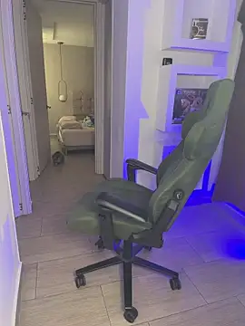 Thiago    online show from April 11, 2026, 5:05 pm