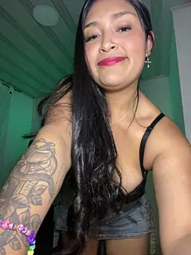 Snapshot of Simplemente_Aurora chatting on May 16, 2026, 1:48 am Simplemente Aurora online show from May 16, 2026, 1:48 am
