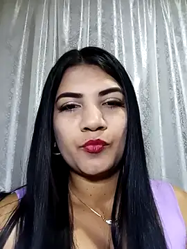 Snapshot of Emma_What chatting on April 10, 2026, 10:33 am Emma What online show from April 10, 2026, 10:33 am