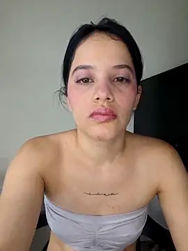 Snapshot of franchezkacarsonn chatting on May 17, 2026, 11:43 am franchezkacarsonn online show from May 17, 2026, 11:43 am