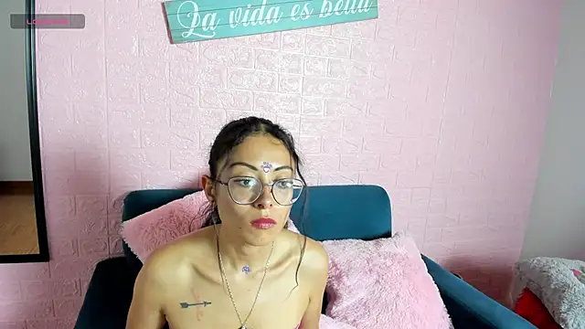 Snapshot of Kat_santana chatting on April 11, 2026, 8:45 pm Kat santana online show from April 11, 2026, 8:45 pm