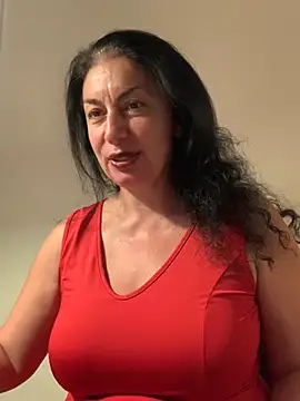Snapshot of Lizzaa80 chatting on July 6, 2026, 4:31 pm Lizzaa80 online show from July 6, 2026, 4:31 pm