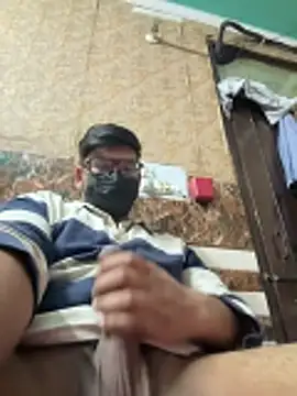Badbuddy00 online show from April 28, 2026, 11:58 am