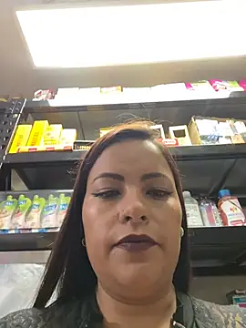 MIA ROSSEEE online show from April 25, 2026, 1:41 pm
