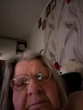 MartaMia68 online show from May 12, 2026, 8:04 pm