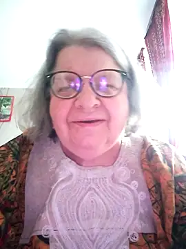 MartaMia68 online show from May 17, 2026, 4:07 pm