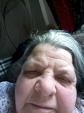 MartaMia68 online show from April 18, 2026, 4:48 am