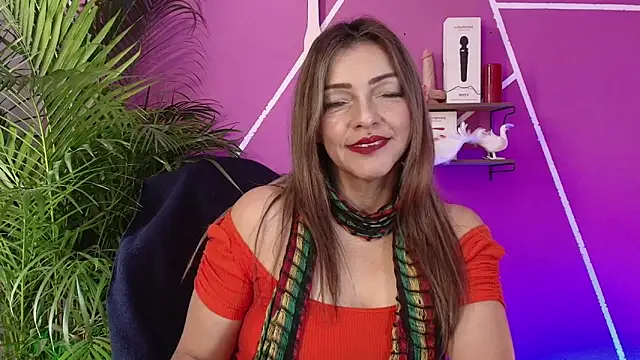 CarolMis 79 online show from May 8, 2026, 12:42 pm