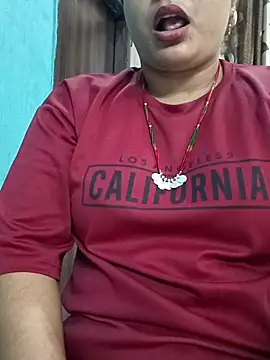 Snapshot of bhabhi-lovely chatting on April 29, 2026, 2:27 am bhabhi-lovely online show from April 29, 2026, 2:27 am