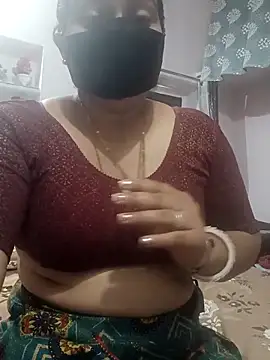 Snapshot of bhabhi-lovely chatting on April 17, 2026, 7:33 am bhabhi-lovely online show from April 17, 2026, 7:33 am
