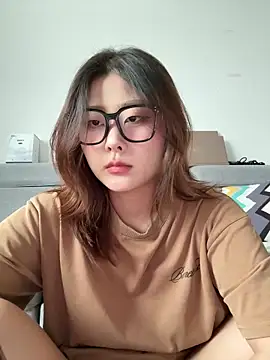 Mu-Mu520 online show from May 13, 2026, 5:36 am