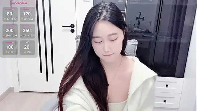 secret-sese online show from April 23, 2026, 12:29 pm