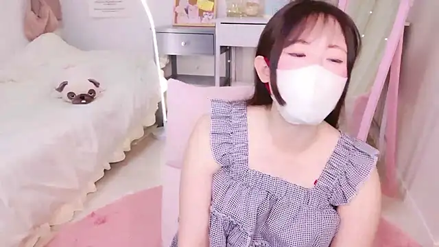 Satomi nn online show from June 14, 2026, 12:40 am