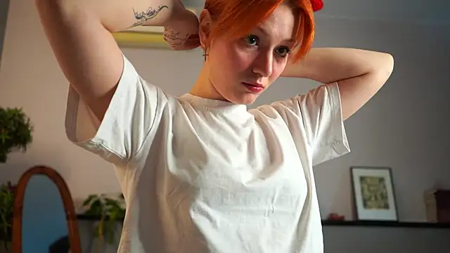 AgathaCarra online show from April 29, 2026, 4:49 am