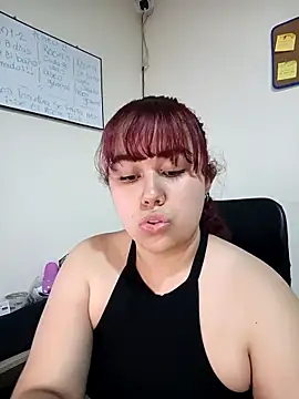 Snapshot of AliceScoot_ chatting on May 11, 2026, 6:27 pm AliceScoot online show from May 11, 2026, 6:27 pm