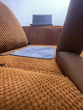 Zoebae4 online show from May 7, 2026, 7:12 am
