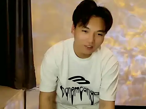 GWpk online show from April 10, 2026, 7:26 am