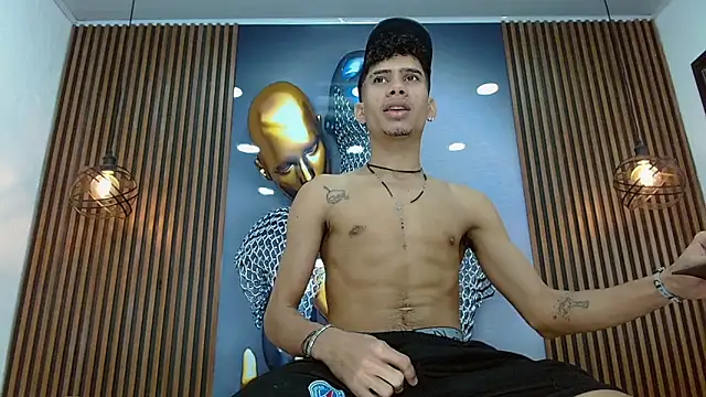 Skinny cute Alyer online show from April 21, 2026, 2:14 am