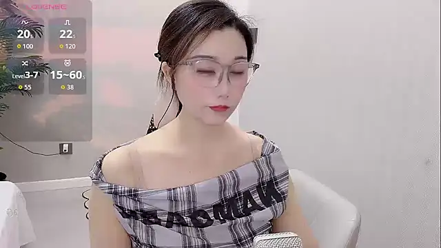 Snapshot of Yunxi- chatting on August 1, 2026, 2:15 pm Yunxi- online show from August 1, 2026, 2:15 pm