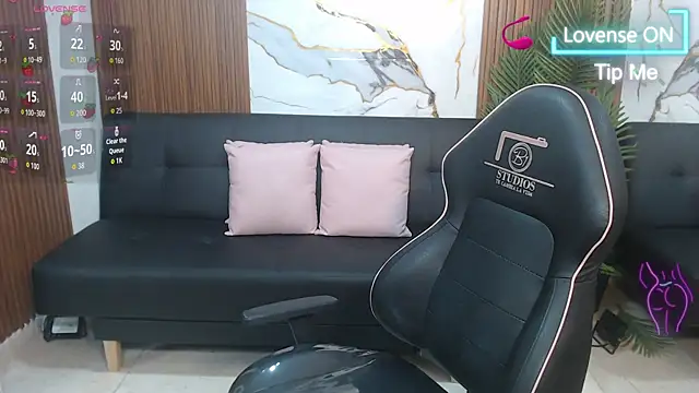 Snapshot of alonddra_tay chatting on May 24, 2026, 11:32 am alonddra tay online show from May 24, 2026, 11:32 am