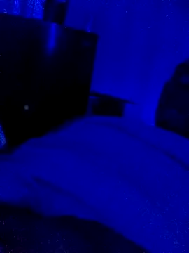 Skinzj online show from February 24, 2025, 9:43 am