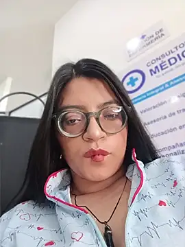 Snapshot of SOFI__10 chatting on July 18, 2026, 12:58 pm SOFI 10 online show from July 18, 2026, 12:58 pm