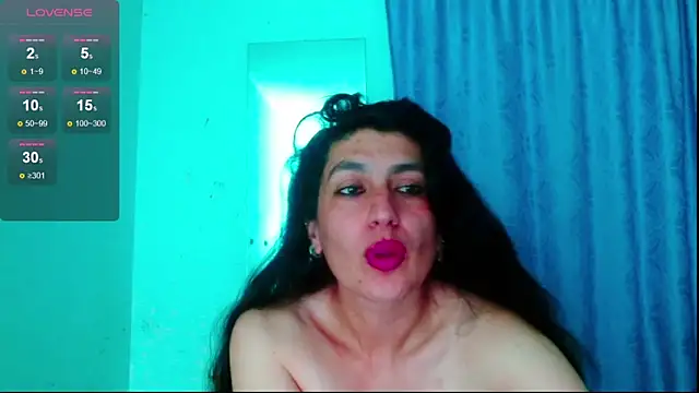 Snapshot of diosa_gil chatting on May 26, 2026, 12:31 am diosa gil online show from May 26, 2026, 12:31 am