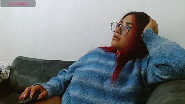Snapshot of lucyheart_8 chatting on April 19, 2026, 12:33 am lucyheart 8 online show from April 19, 2026, 12:33 am