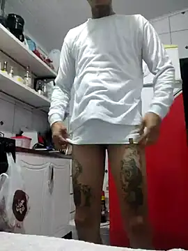 Snapshot of elchamogabotiktok chatting on May 28, 2026, 2:41 am elchamogabotiktok online show from May 28, 2026, 2:41 am