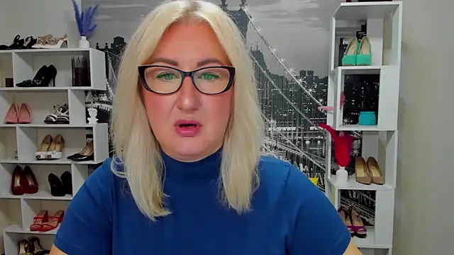 DianaFrances online show from May 1, 2026, 6:07 am