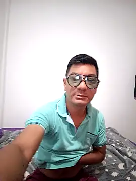 Piruchin2006 online show from April 10, 2026, 8:43 am