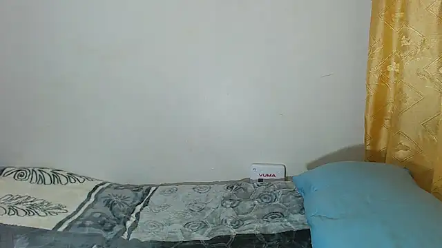 PetiteEbonyBabe  online show from May 18, 2026, 5:34 am