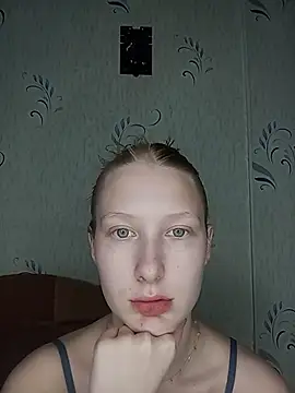 Snapshot of Tanya_Savel chatting on May 18, 2026, 7:02 am Tanya Savel online show from May 18, 2026, 7:02 am