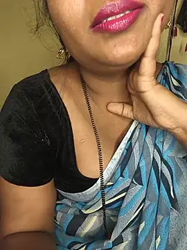 Snapshot of ur_love_kannada1 chatting on July 24, 2026, 3:24 am ur love kannada1 online show from July 24, 2026, 3:24 am