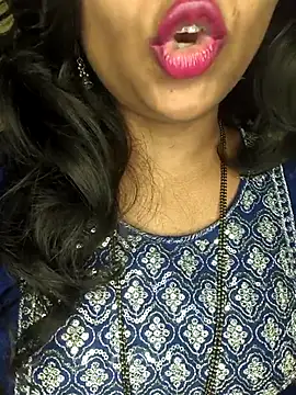 Snapshot of ur_love_kannada1 chatting on July 16, 2026, 2:30 am ur love kannada1 online show from July 16, 2026, 2:30 am