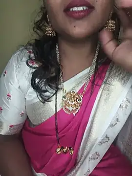 Snapshot of ur_love_kannada1 chatting on August 2, 2026, 3:31 pm ur love kannada1 online show from August 2, 2026, 3:31 pm
