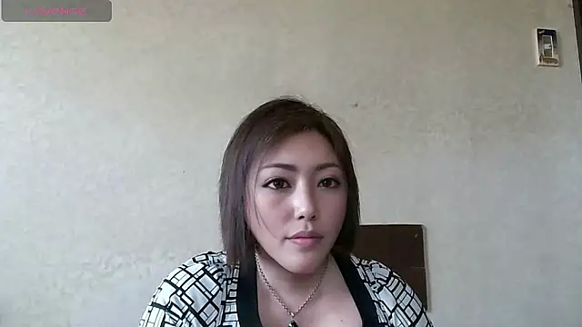 Snapshot of Anna_jpn8 chatting on April 18, 2026, 1:19 am Anna jpn8 online show from April 18, 2026, 1:19 am
