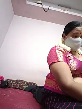 Snapshot of Tamilaunty35 chatting on June 2, 2026, 5:13 pm Tamilaunty35 online show from June 2, 2026, 5:13 pm