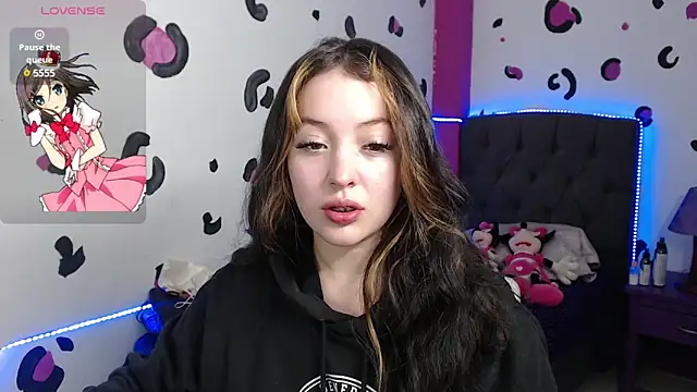 Snapshot of vero_doll12 chatting on June 11, 2026, 1:52 pm vero doll12 online show from June 11, 2026, 1:52 pm