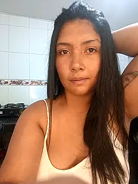 Snapshot of SaritaSC20 chatting on April 11, 2026, 1:02 am SaritaSC20 online show from April 11, 2026, 1:02 am