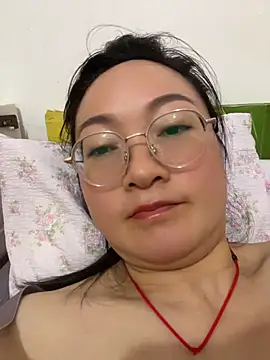 Snapshot of H-202604 chatting on July 14, 2026, 1:27 am H-202604 online show from July 14, 2026, 1:27 am