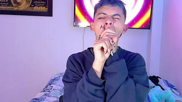 Apolo Prince1 online show from May 14, 2026, 2:08 am