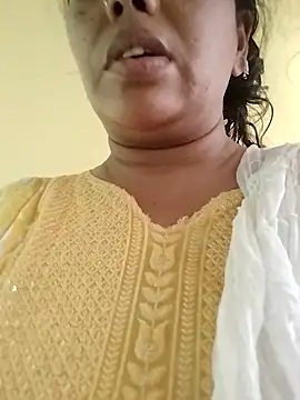 Snapshot of Monika_telugu_queen chatting on April 19, 2026, 8:59 am Monika telugu queen online show from April 19, 2026, 8:59 am